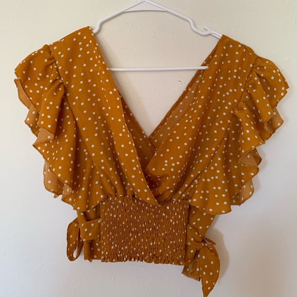 SIZE SMALL MUSTARD AND POLKA DOT SHEIN BLOUSE - Picture 2 of 4